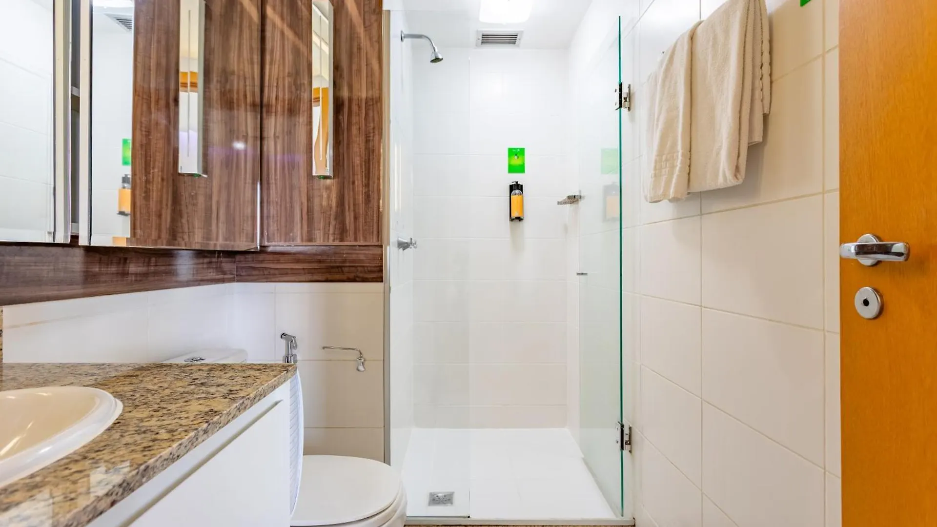 Flat III Em Saint Morizt Hotel - Vista Esplanada Brazíliaváros 0*,  Brazília